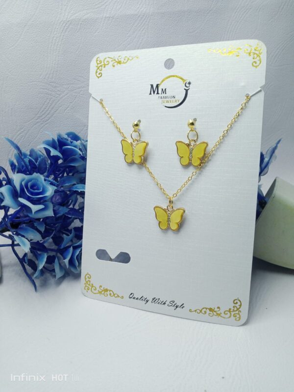 BUTTERFLY NECKLACE EARING SET - Image 3