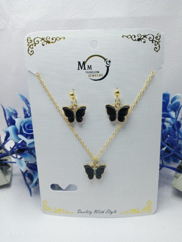 BUTTERFLY NECKLACE EARING SET - Image 5
